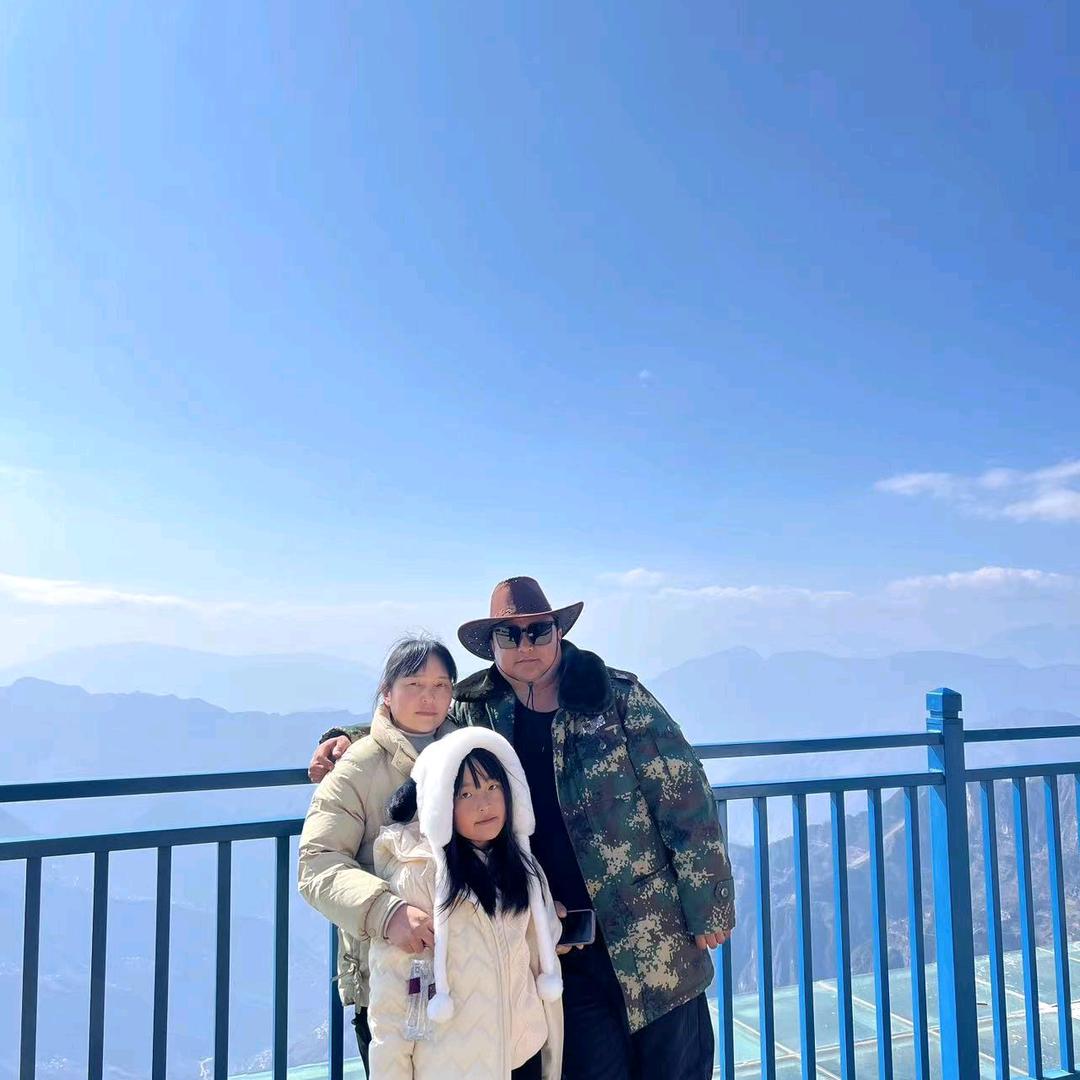 送水小哥，