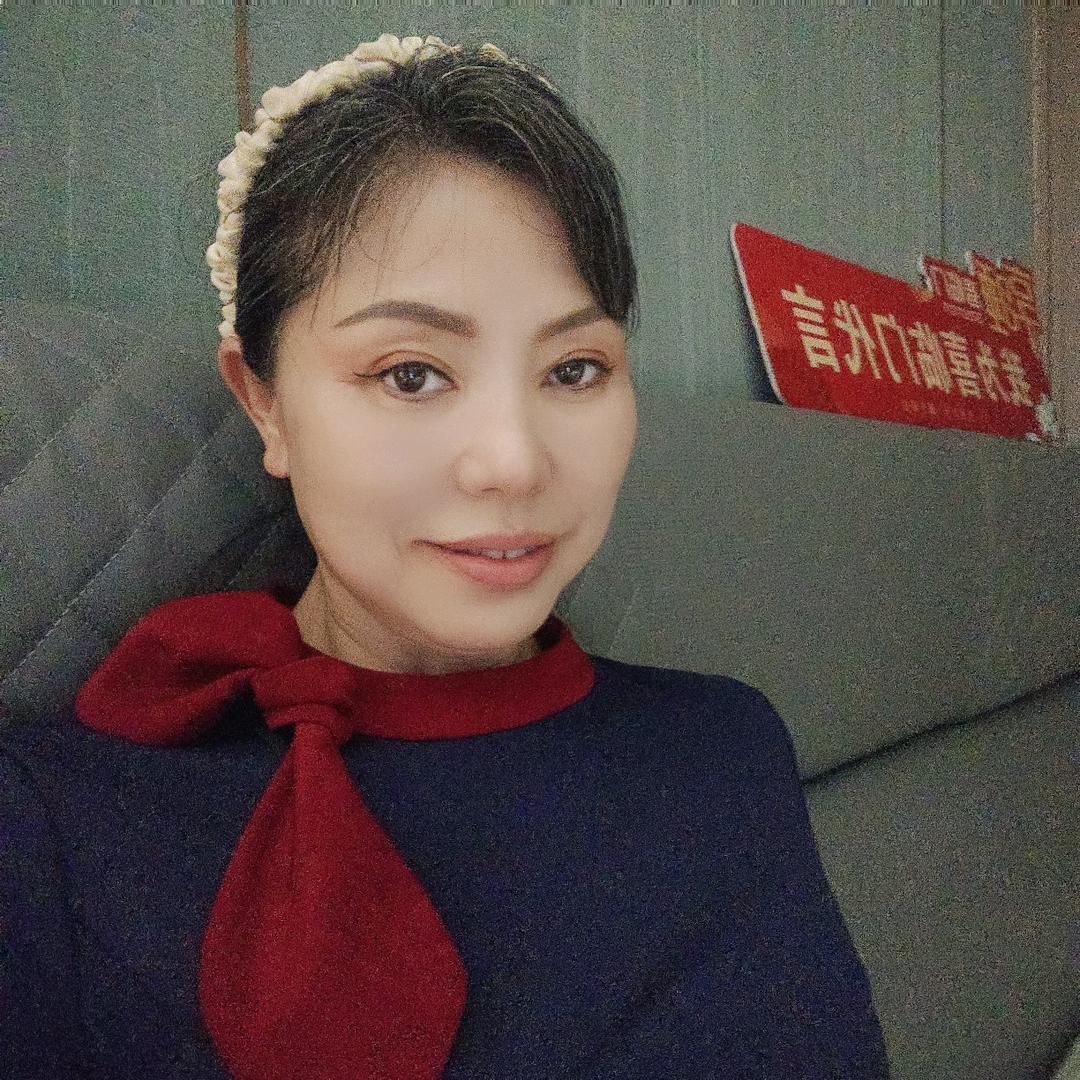 宝清卓邦名品家居徐凤