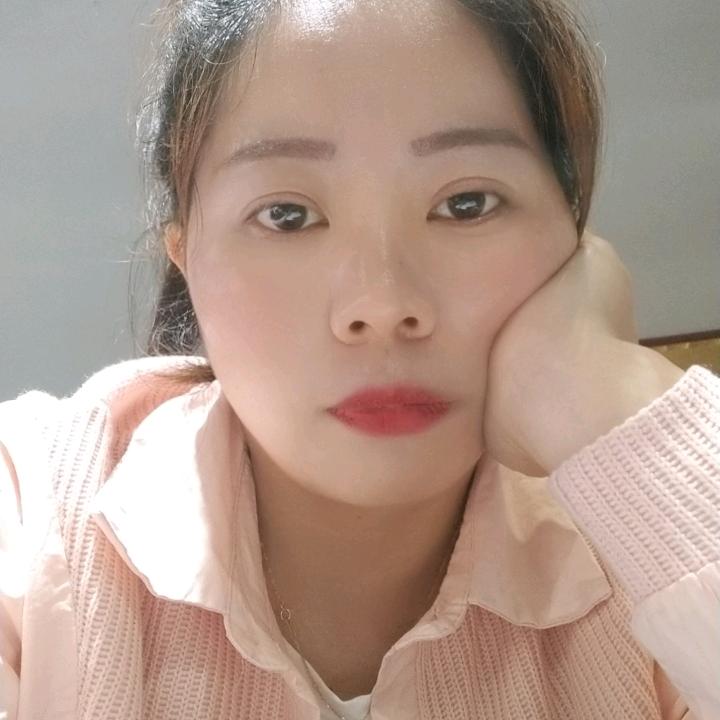 微胖的妞