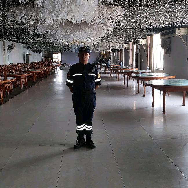 龙哥（闪电救援队）