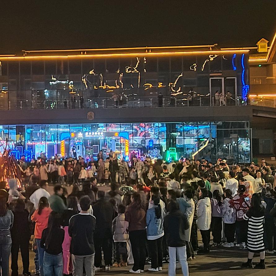 傻(｡･ω･｡)ﾉ♡女(ง ื▿ 孩