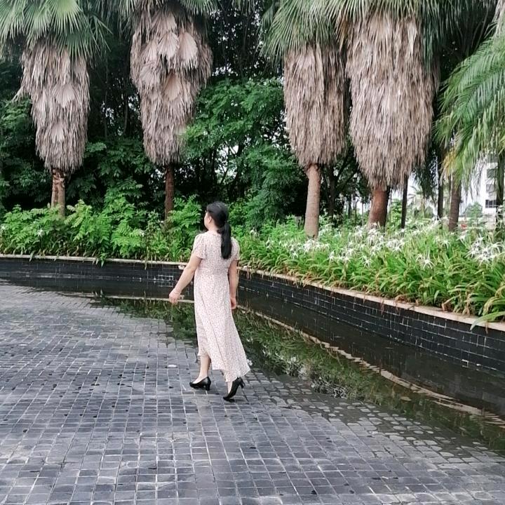 坚强姐（手工毛线鞋）