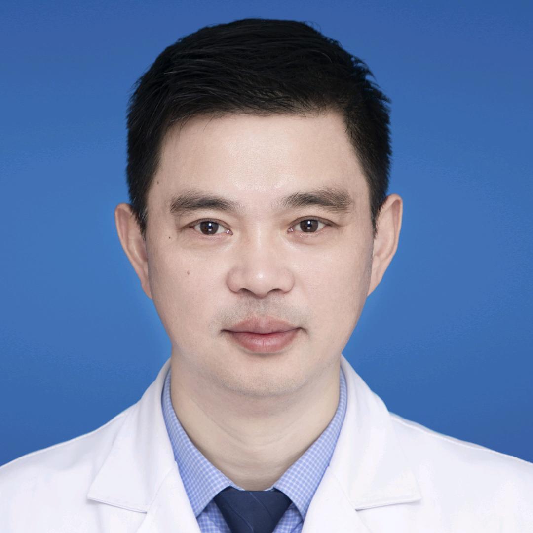 脊柱微创外科医生陈杰
