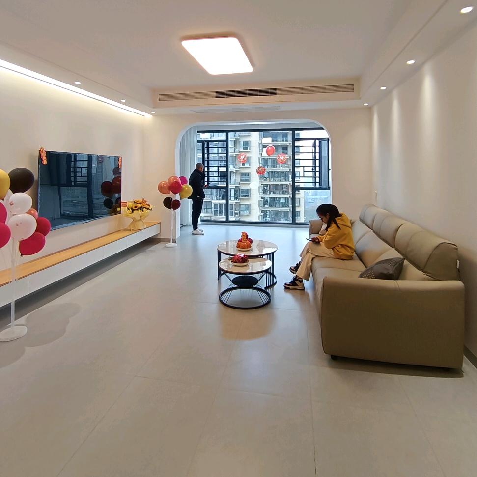 🐝🐝勤劳的小蜜蜂🐝🐝