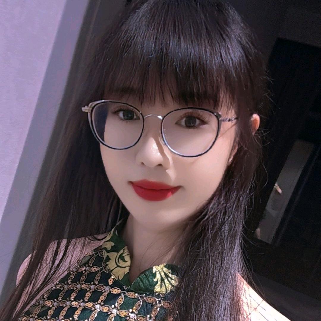 眼镜阿姨