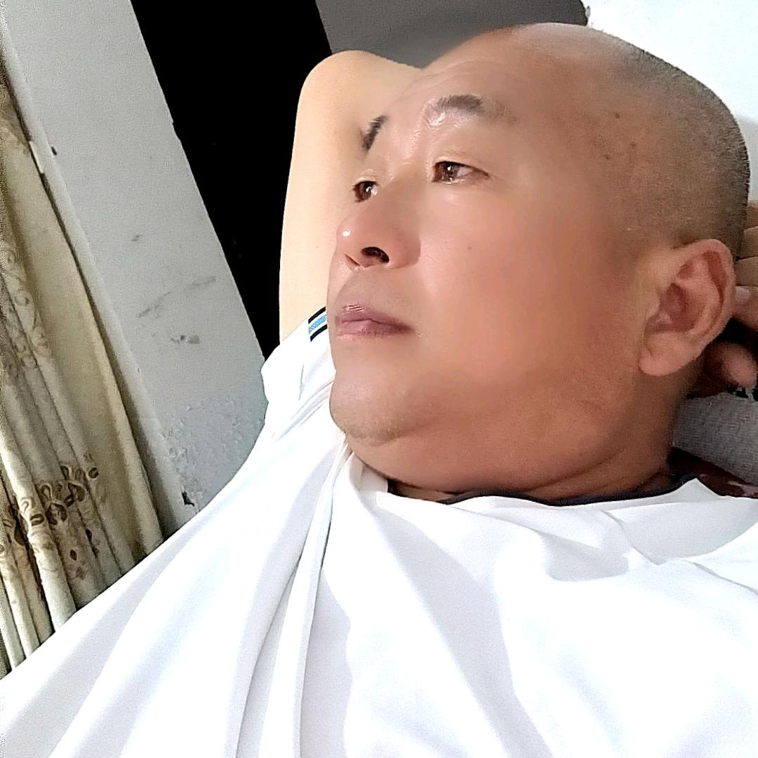 安徽，三哥，水果蔬菜地摊扛把子