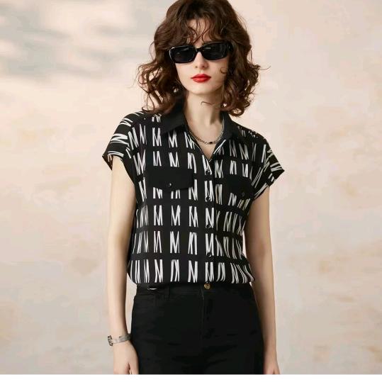 伊雅中老年妈妈装