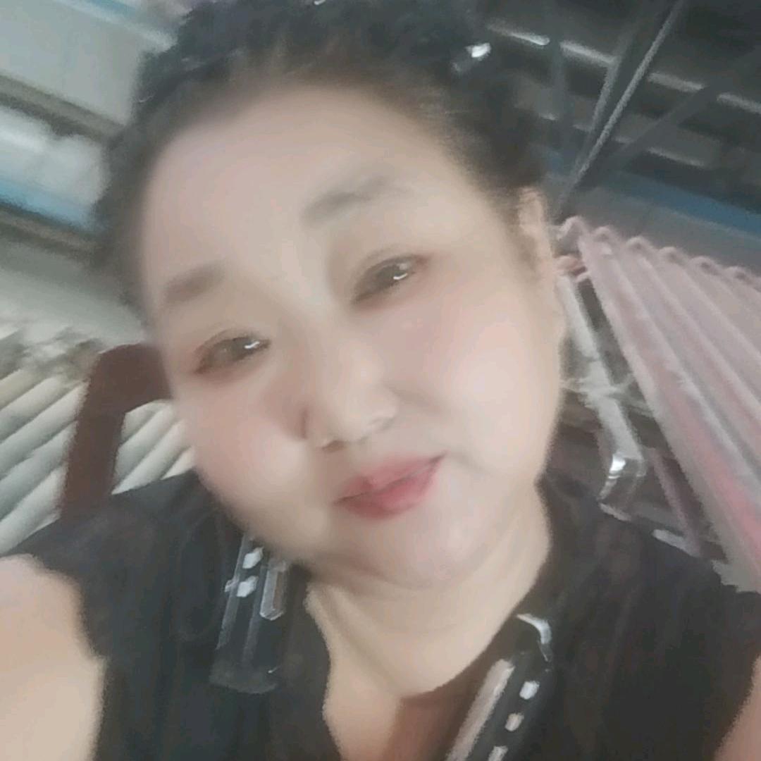 赵玲