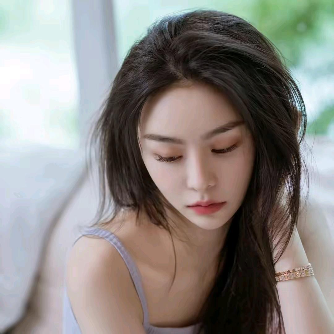 鸿辉