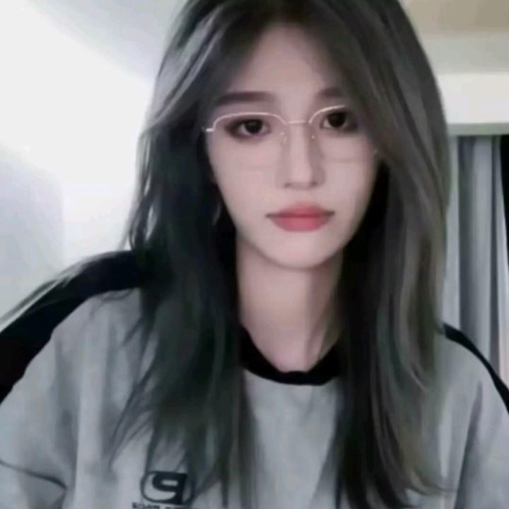 一诗一奕