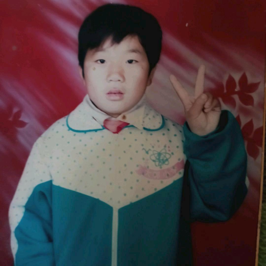 想站起来走路的姑娘