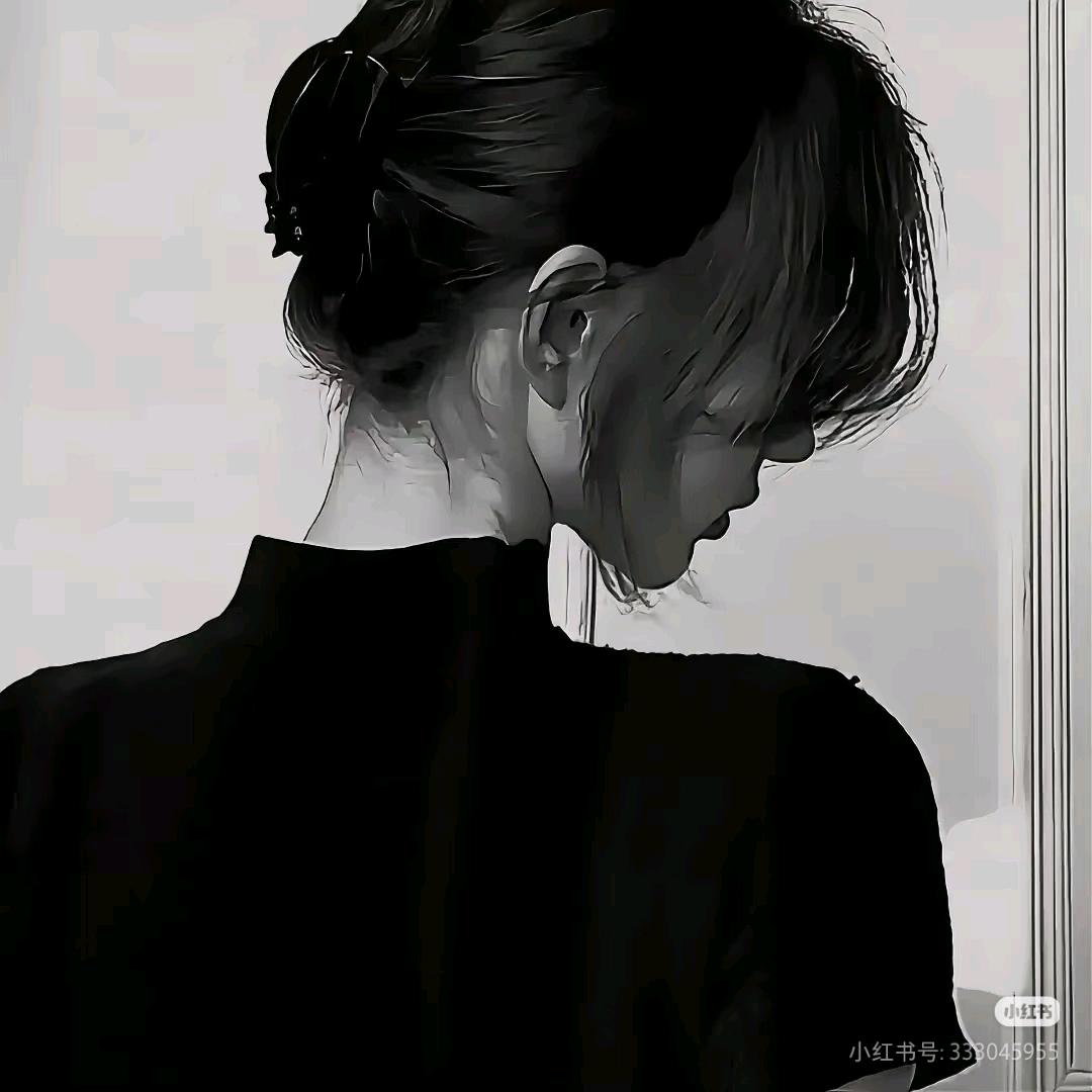 小怡爱看书