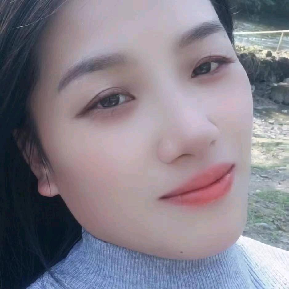 生态养鸭喂包谷