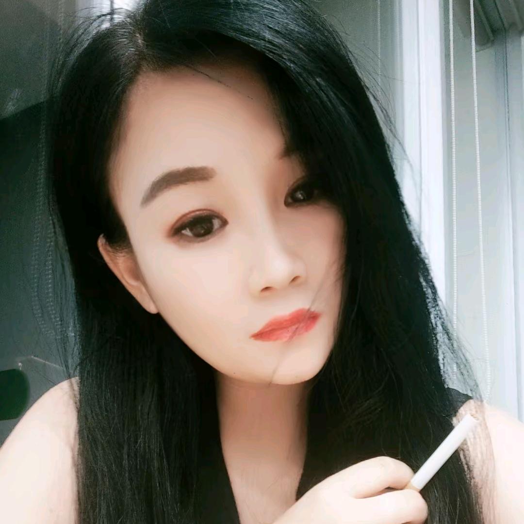 小龙女生产羽毛球