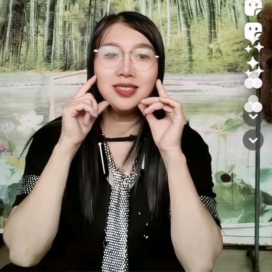 高傲女人《早上7.30》