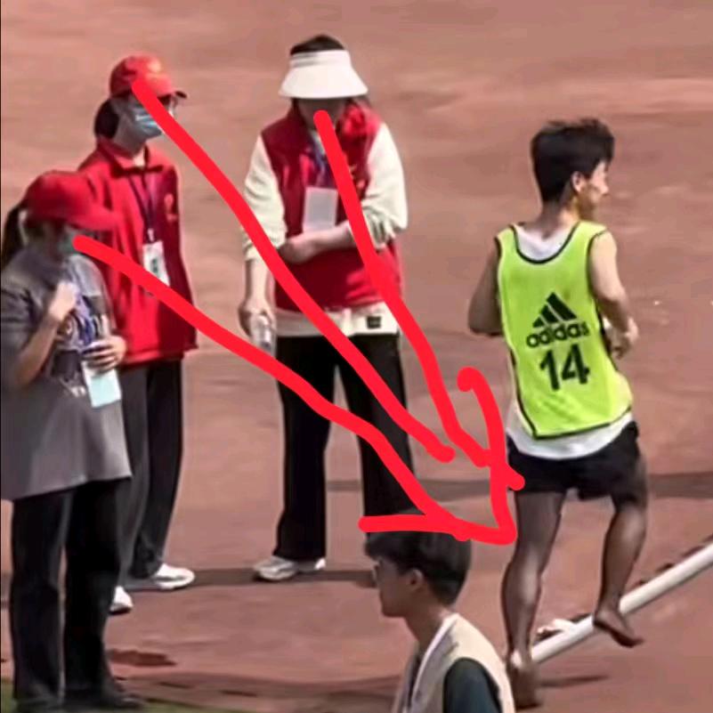 牛顿不吃苹果