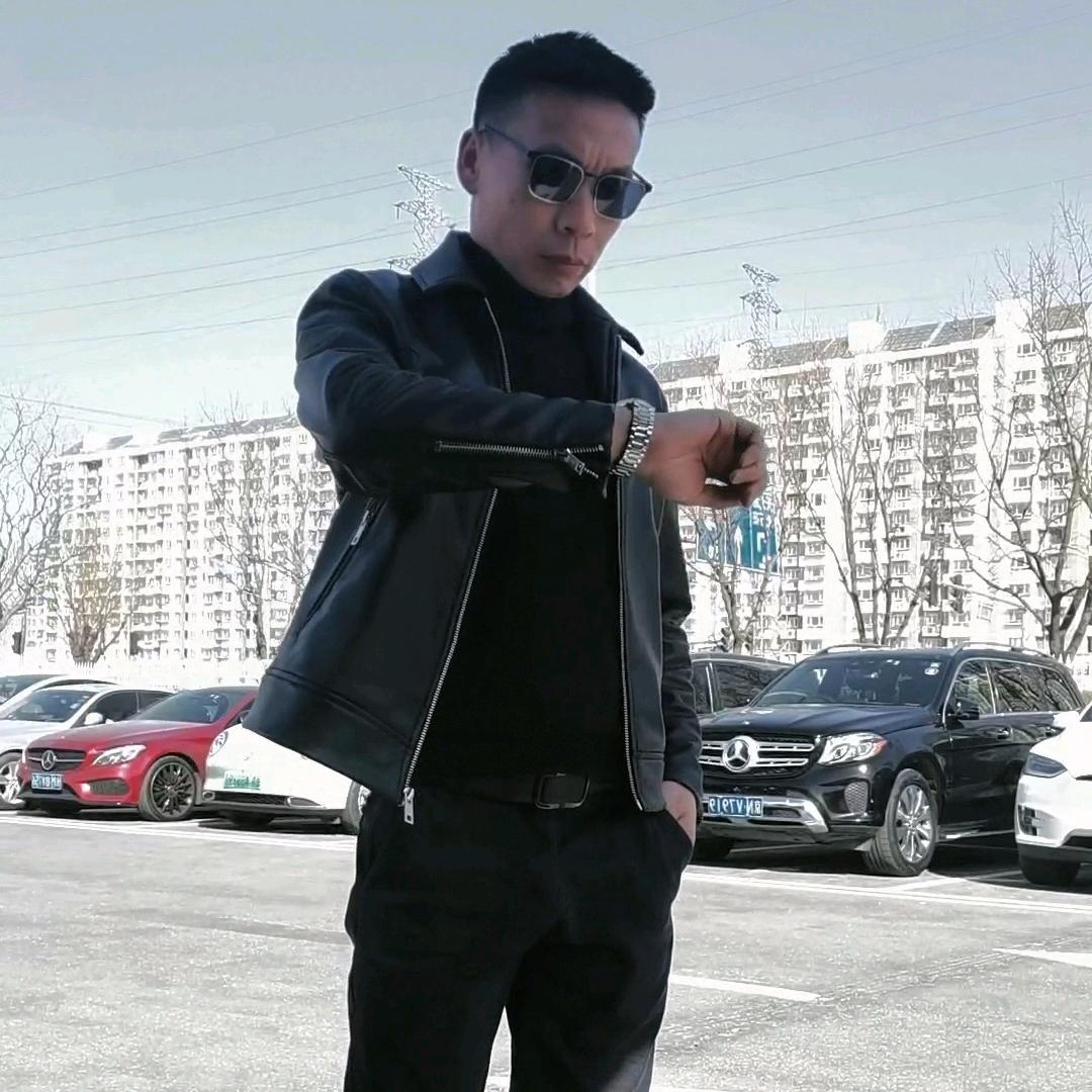 嗨！小熊哥呀