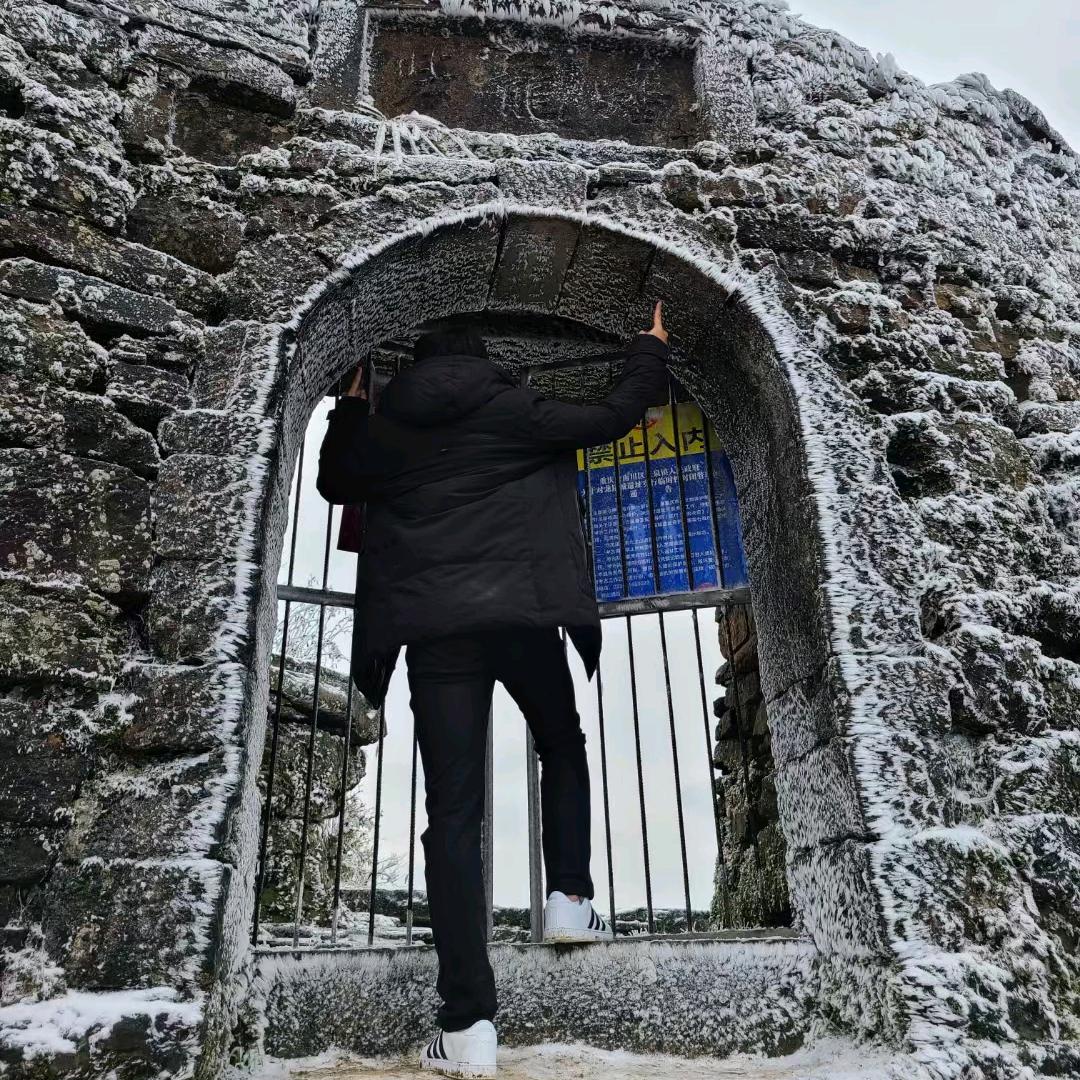 江老师不是老师丶