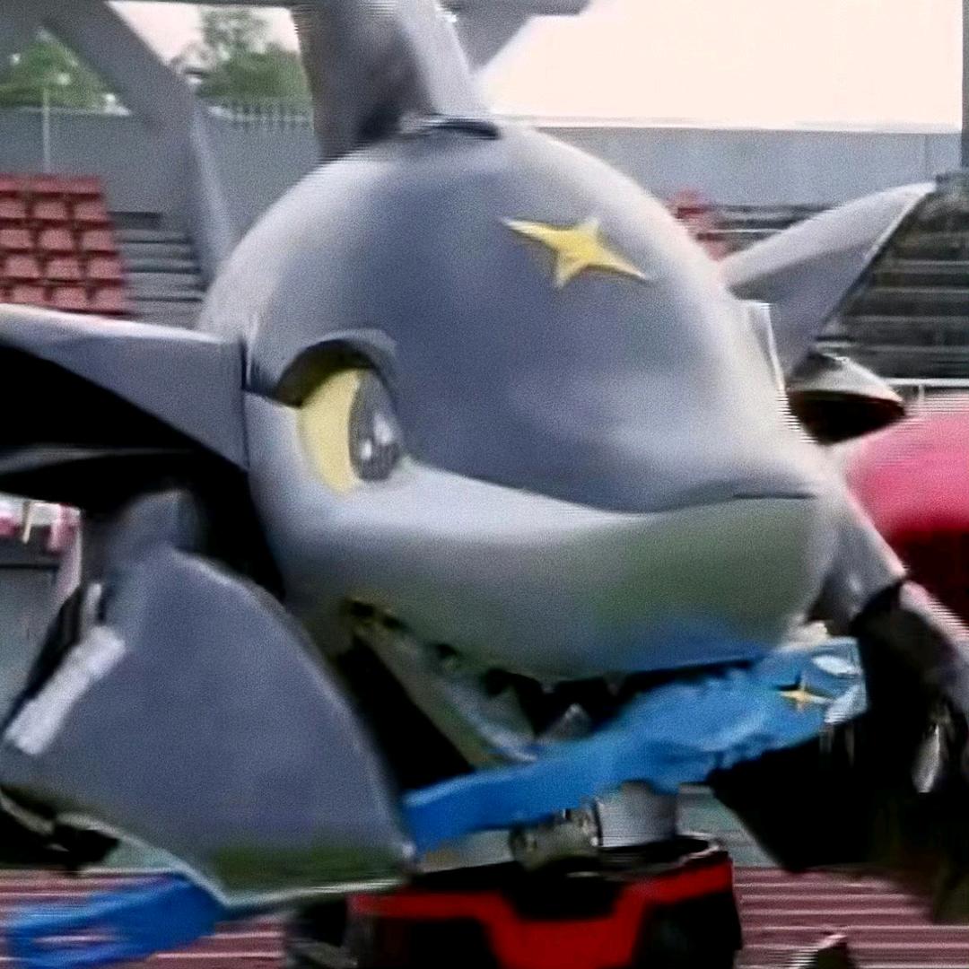 西伯利亚泰坦巨龙徒手捏爆小行星