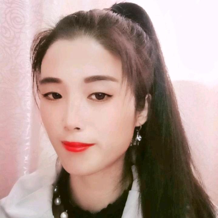 单眼皮的我🌻