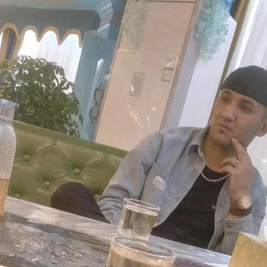 𝓱𝓾𝓶𝓪𝓻𝓮𝓶