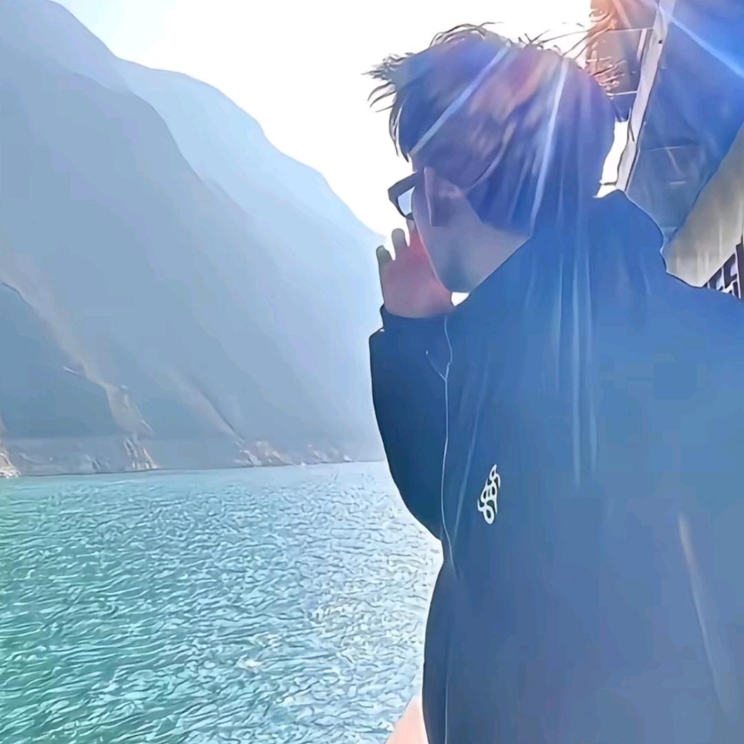 城想再睡一会儿