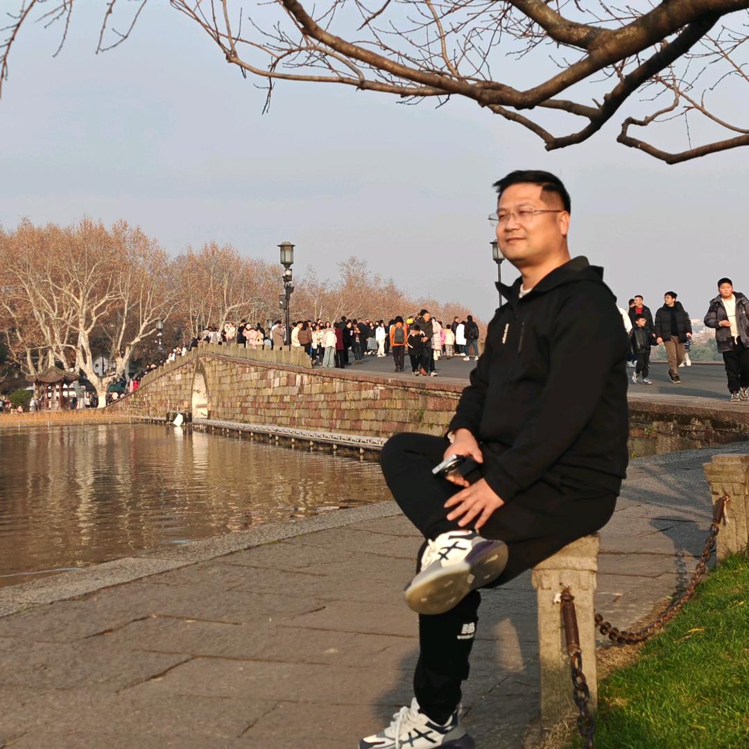 强哥的快乐生活