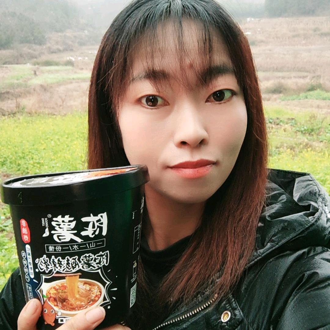 小娟在农村