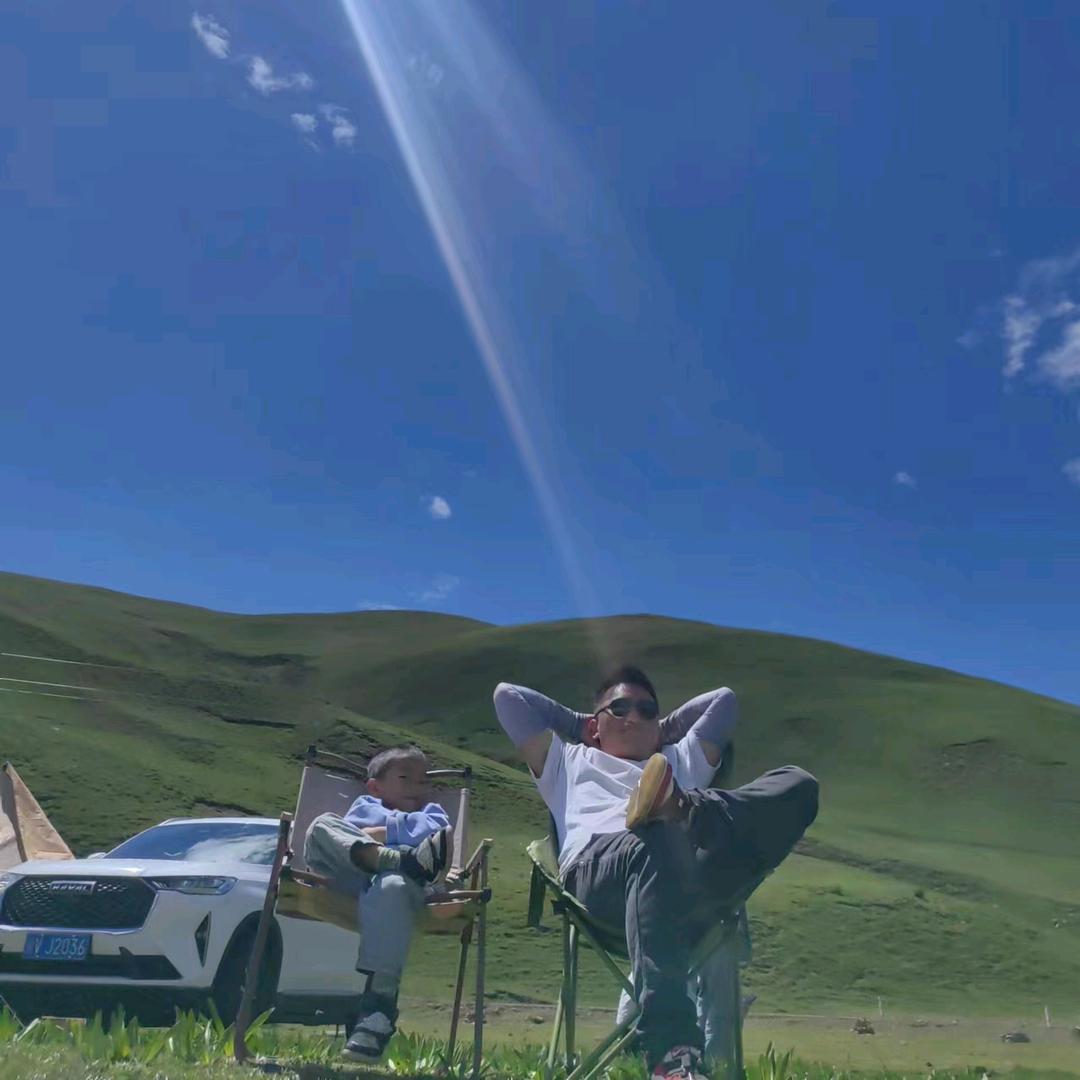 🦬神山下的游子