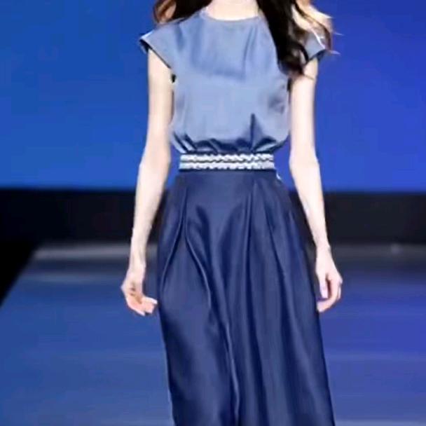 芳华四月天原创汉服