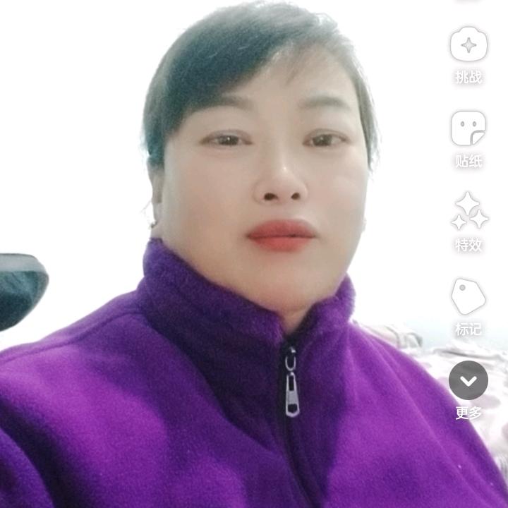 琼姐《晚7点10》首播