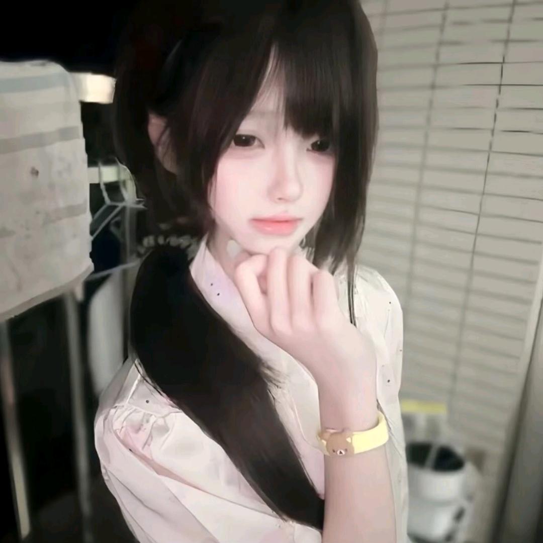 小妞.
