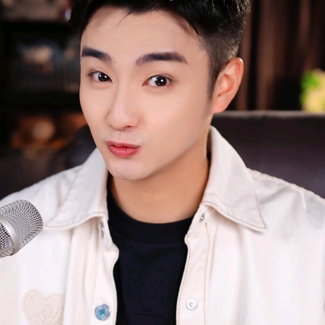 🍓轻枫颜冬🍓¹⁸¹⁸