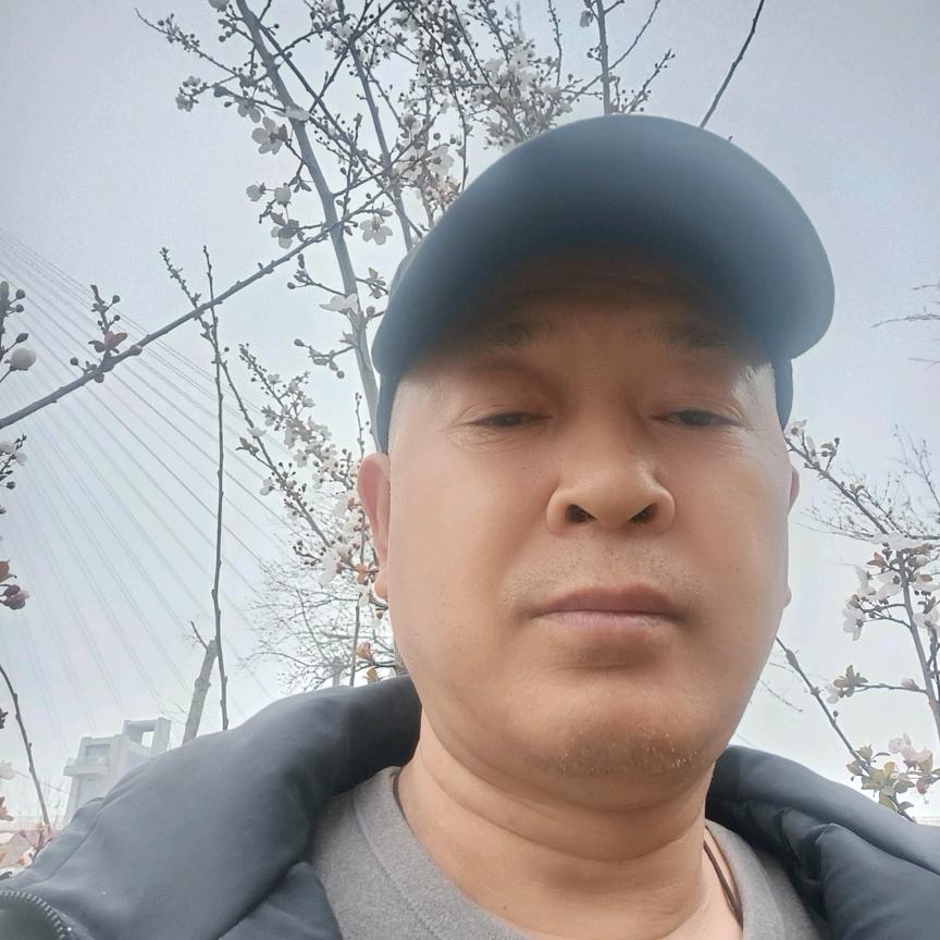 用户8861873395024酒哥