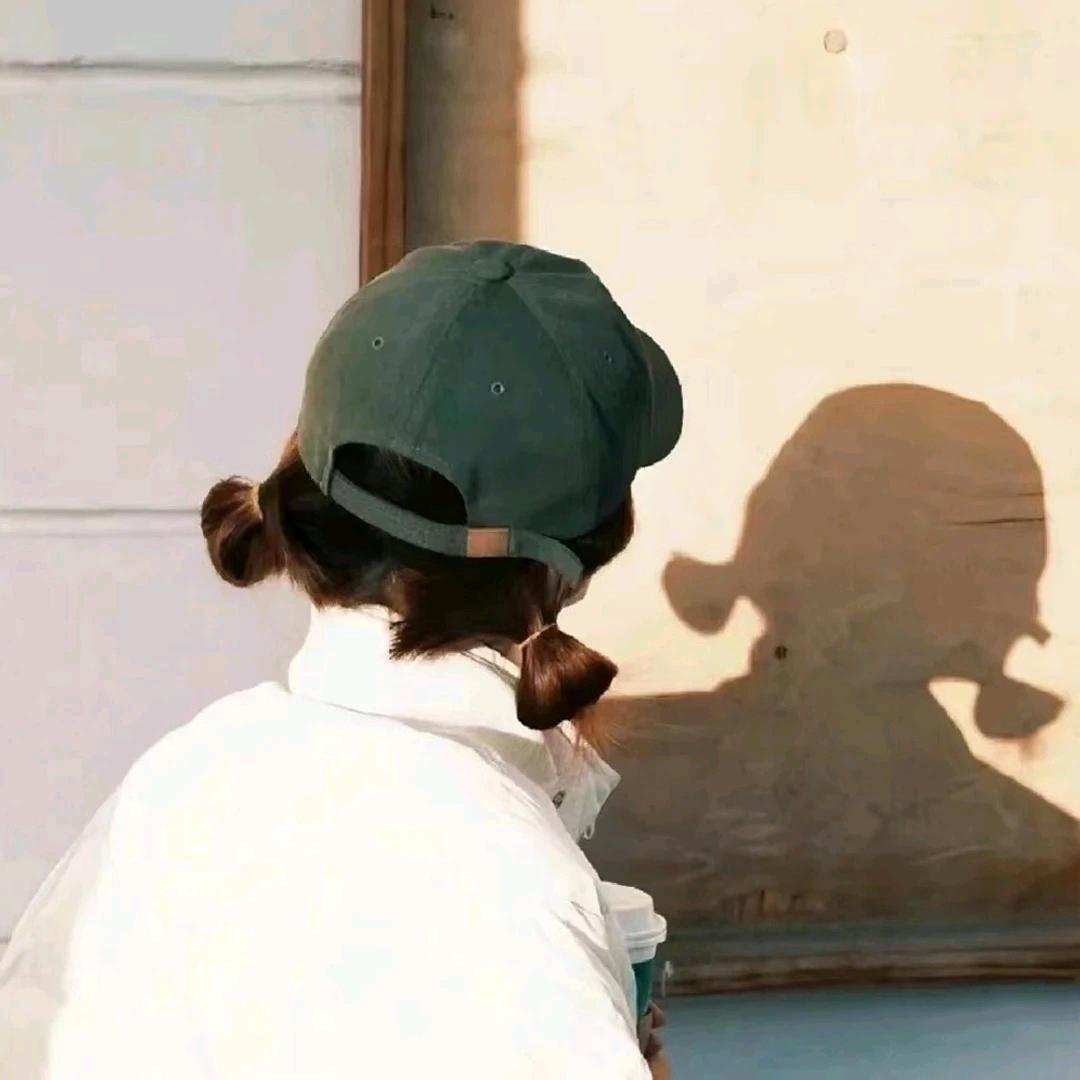 爱笑的女孩👧