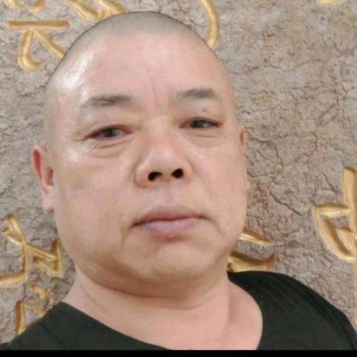 我是明哥`