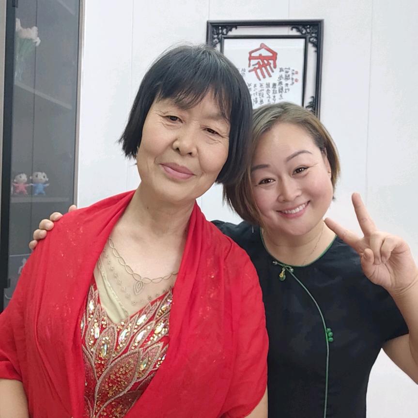 婆婆也是妈（高英）