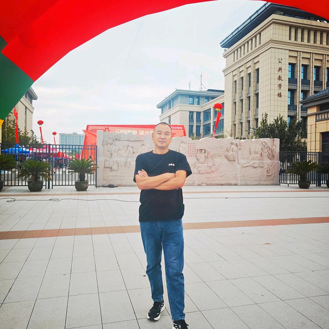 快递黑哥(生活号)