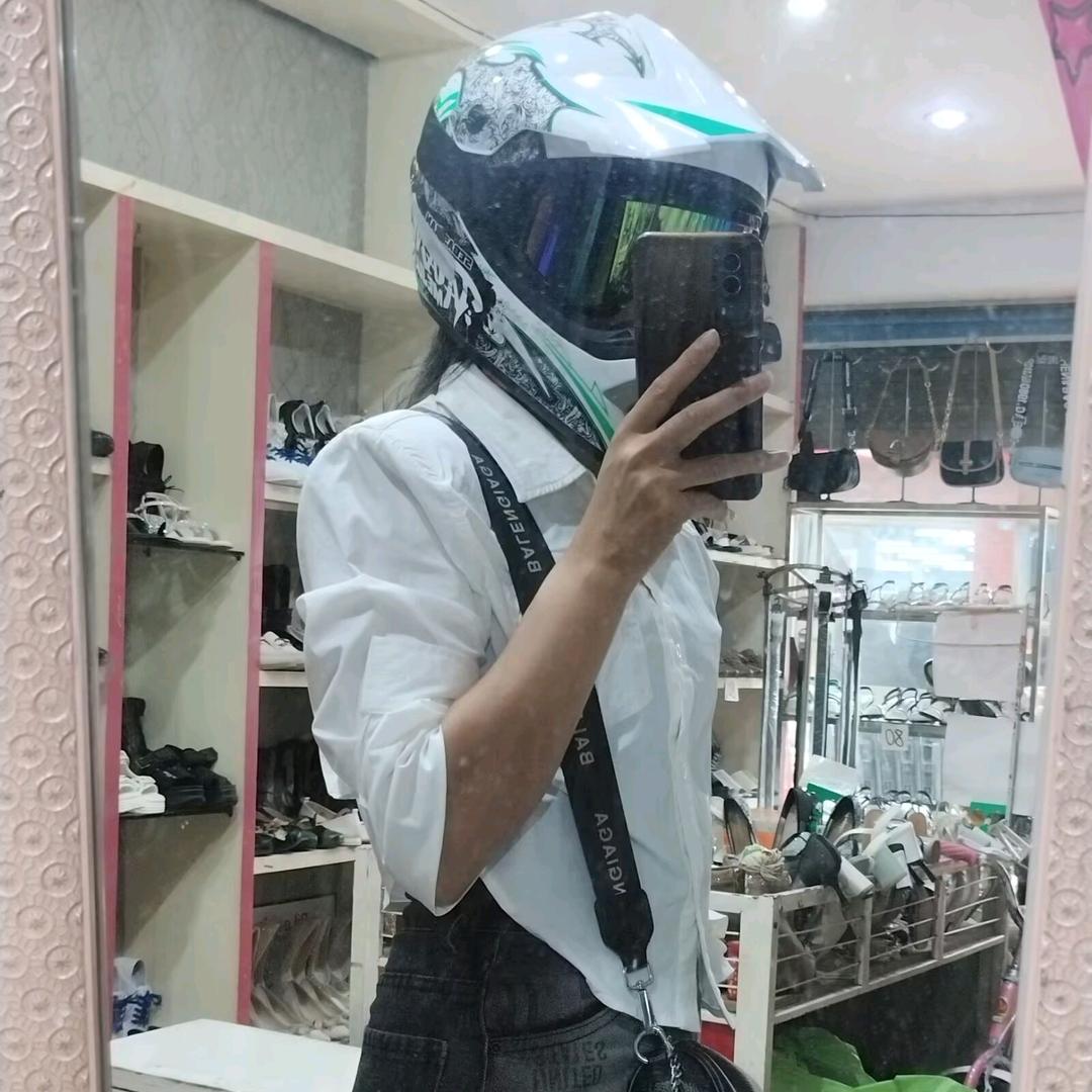 淘气贝贝