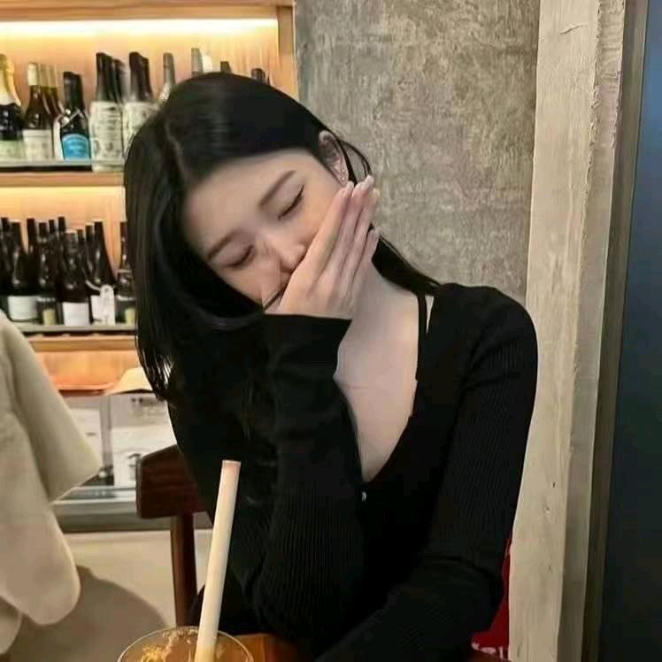 我一直会在一棵树下等着你