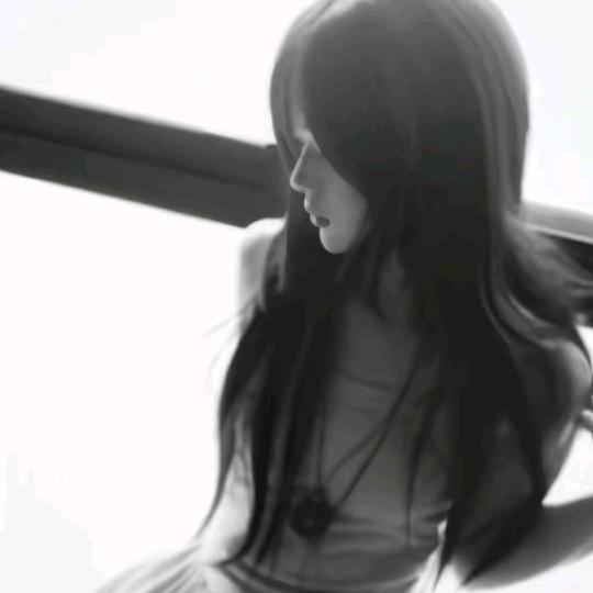 小y.