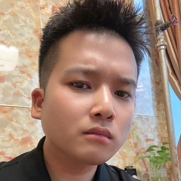 秦英俊