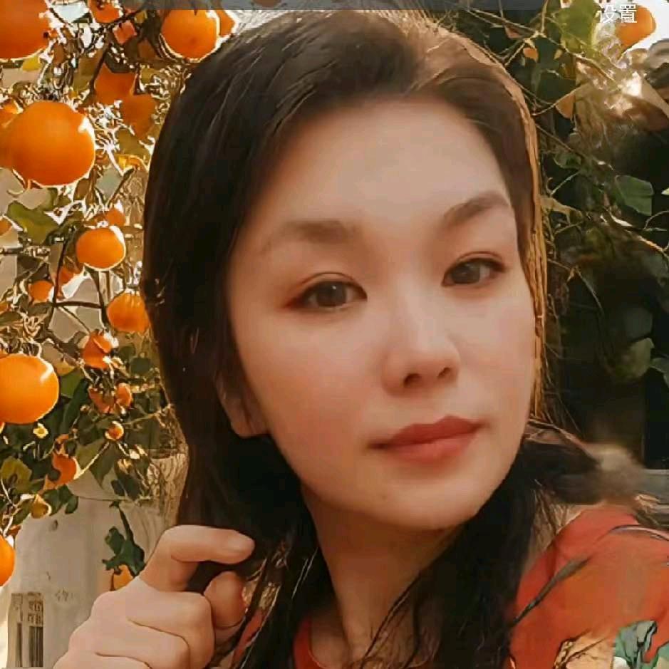 天等县..红镯子，漓月风女装