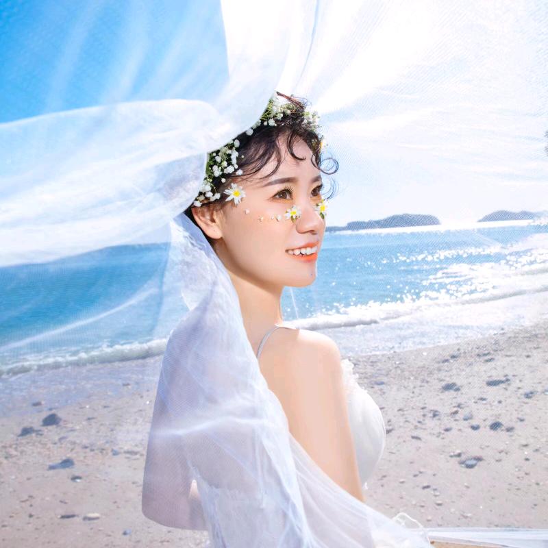 默默♛⁸⁰⁵