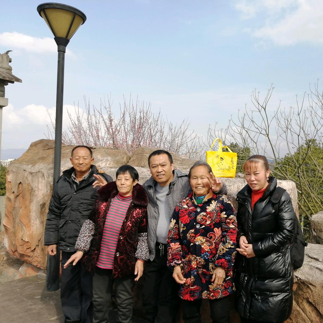 路漫漫其修远兮，吾将上下而求索。