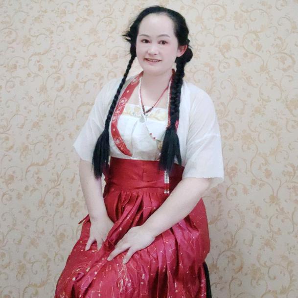 彩霞手势舞唱歌