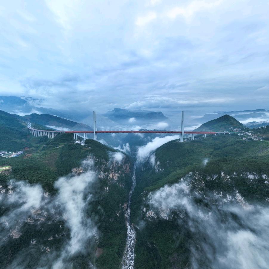 尼珠河大峡谷之小峡谷飞拉达