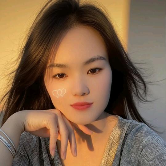 （莉莉）