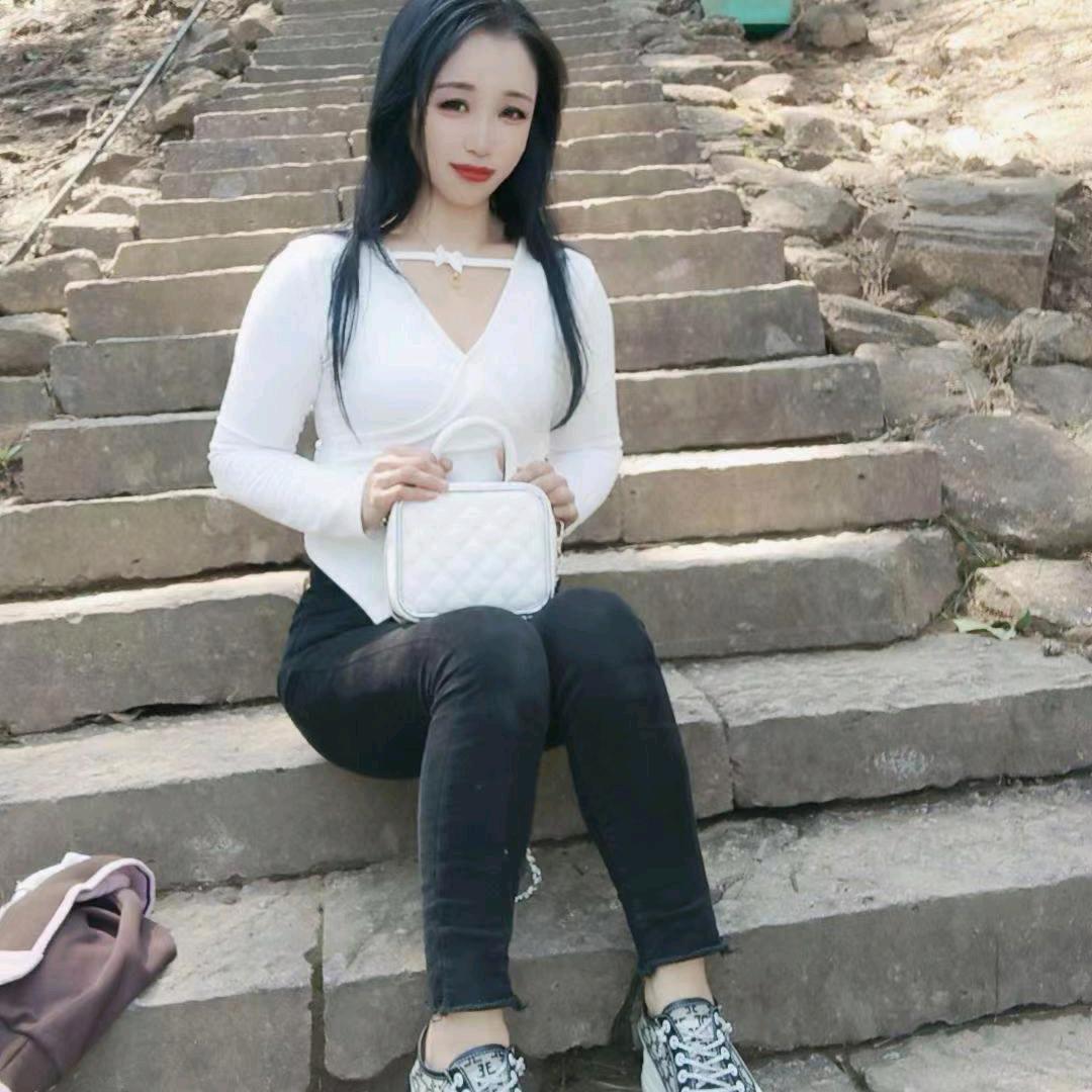 俪燕
