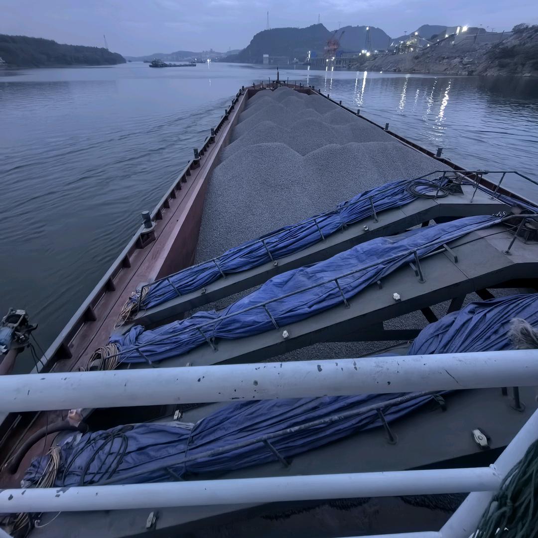 十八哥（底层人）